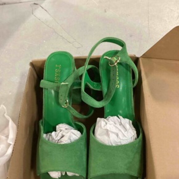 NWOT - rsxses Platform Heels - Picture 3 of 9